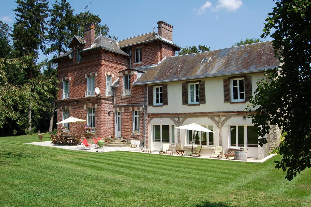 Bed and Breakfast Le Manoir Du Menillet Bornel Экстерьер фото